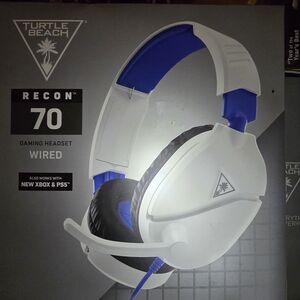 Turtle Beach Recon 70 Wired Gaming Headset - White and Blue
